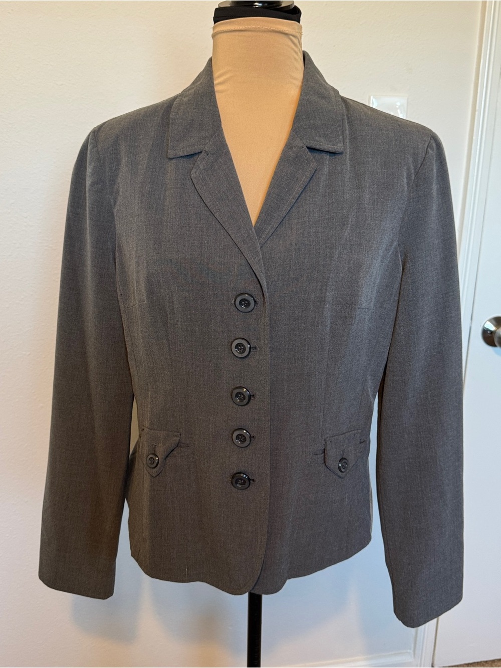 Classic Women's Gray Tailored Blazer